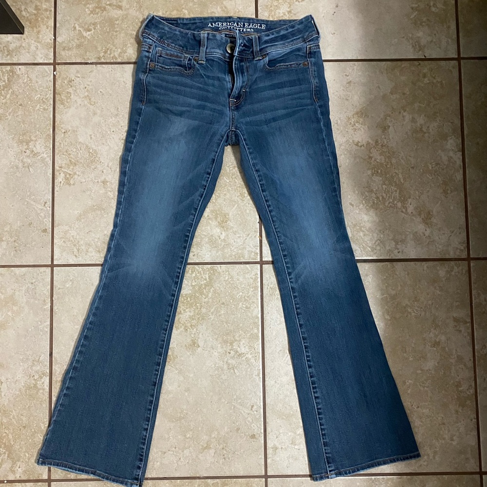 Indigo dark wash American eagle bootcut jeans 0